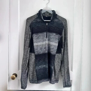 Lululemon Speed 1/2 Zip
Universal Stripe Black Soot / Light White / Soot Top